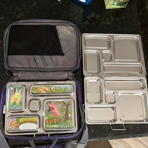 Planetbox Rover: one carrying case, two 5-compartment stainless steel inserts